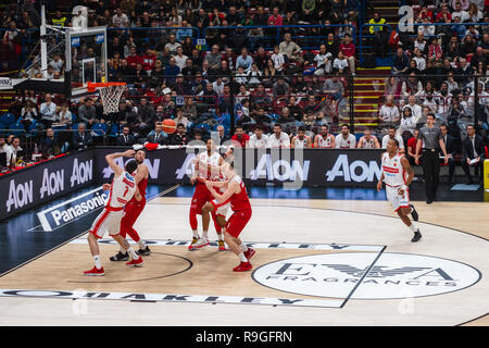 Milan, Italie. Dec 23, 2018. Milan, Italie. 23 Décembre, 2018. Olimpia Milan vs Crédit : Varese, Luca Quadrio/Alamy Live News Banque D'Images