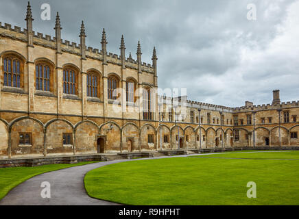 La vue de la Grande Salle située sur la Tom Quad de l'Église du Christ. L'Université d'Oxford. L'Angleterre Banque D'Images