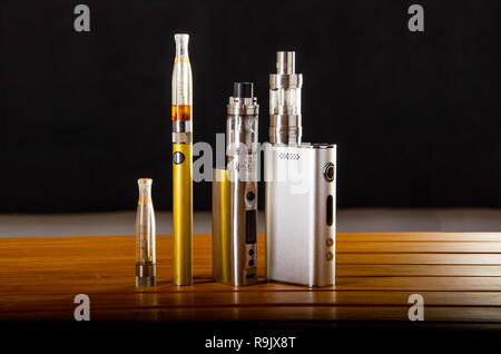 elfbar nachfüll pod läuft aus Cigarette électronique près de Bois d'Arcy main image 1