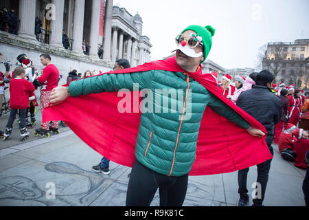 Londres, Angleterre - le 16 décembre 2018 London Friday Night Skate à Londres, Royaume-Uni. SANTA Skate 2018 Banque D'Images