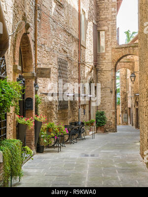 Todi, jolie ville de la Province de Pérouse, Ombrie, Italie centrale. Banque D'Images