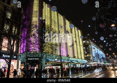 House of Fraser sur Oxford Street de Londres - London les magasins de aubaines de dernière minute avant Noël Banque D'Images