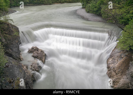 Temps d'exposition de Lech falls en Bavière Banque D'Images