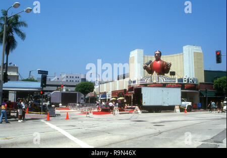 WESTWOOD, CA - le 13 juin : une vue générale de l'atmosphère à Columbia Pictures' 'Last Action Hero' le 13 juin 1993 au Mann Village Theater à Westwood, en Californie. Photo de Barry King/Alamy Stock Photo Banque D'Images