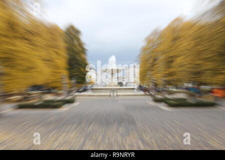 Après-midi d'automne dans le jardin Saxon, Varsovie, Pologne Banque D'Images