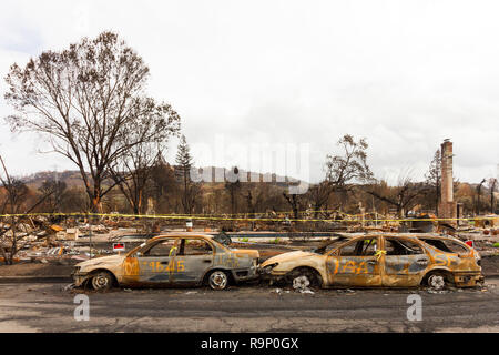 Scène de rue - Ces images ont été capturées dans les quartiers près de Santa Rosa, Californie, où les feux de friches au début d'octobre 2017. Banque D'Images