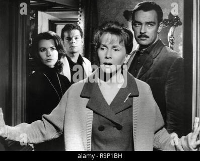 Claire Bloom, Russ Tamblyn, Julie Harris, Richard Johnson, "The Haunting' (1963) MGM Référence de dossier #  33635 804PCC Banque D'Images