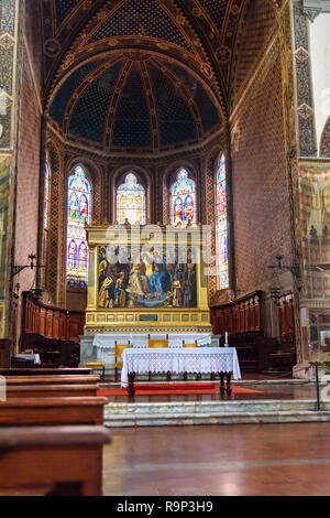 Sienne, Italie - 02 octobre 2018 : l'intérieur de la Basilique Maria dei Servi l'église est à Sienne Banque D'Images