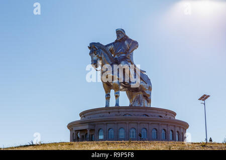 TSONJIN BOLDOG, LA MONGOLIE - le 14 septembre 2018 : Le géant de Gengis Khan Statue équestre fait partie de la Statue de Gengis Khan sur le complexe de la banque Banque D'Images