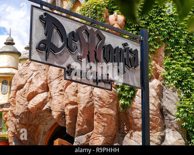 Rome, Italie - 2017 Septembre : Demonia d'attraction de l'horreur au rainbow magicland fête foraine Banque D'Images