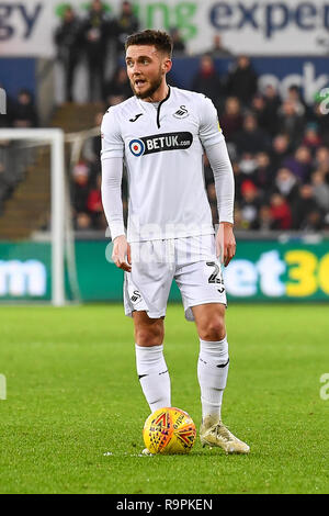 26 décembre 2018, stade Liberty, Swansea, Pays de Galles ; Sky Bet Championship, Swansea contre Aston Villa ; Matt Grimes de Swansea City Crédit : Craig Thomas/News Images images Ligue de football anglais sont soumis à licence DataCo Banque D'Images