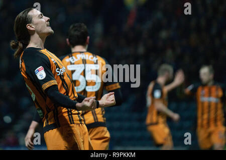 Hull City's Jackson Irvine célèbre marquant son deuxième but de côtés 26 décembre 2018, Deepdale, Preston, England ; Sky Bet Championship, Preston North End vs Hull City ; Credit : Terry Donnelly/News Images images Ligue de football anglais sont soumis à licence DataCo Banque D'Images