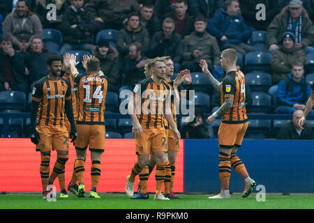 Hull City's Jackson Irvine célèbre marquant le premier but 26 décembre 2018, Deepdale, Preston, England ; Sky Bet Championship, Preston North End vs Hull City ; Credit : Terry Donnelly/News Images images Ligue de football anglais sont soumis à licence DataCo Banque D'Images