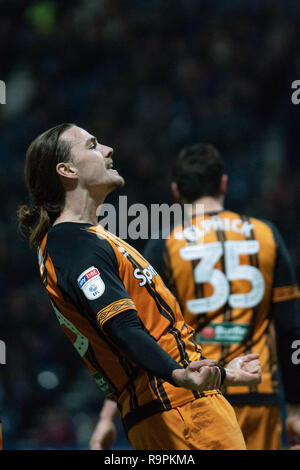 Hull City's Jackson Irvine célèbre marquant son deuxième but de côtés 26 décembre 2018, Deepdale, Preston, England ; Sky Bet Championship, Preston North End vs Hull City ; Credit : Terry Donnelly/News Images images Ligue de football anglais sont soumis à licence DataCo Banque D'Images