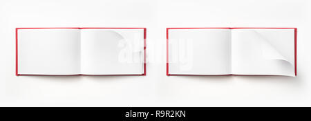 Concept design - Vue de dessus couverture cartonnée rouge portable avec open & curl flip page laminées isolé sur fond de immersive Banque D'Images