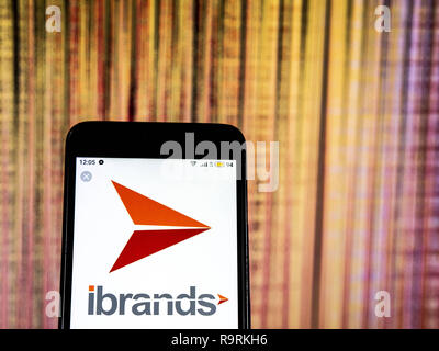 Kiev, Ukraine. 18Th Oct, 2018. IBrands logo de l'entreprise vu affichée sur un téléphone intelligent. Crédit : Igor Golovniov SOPA/Images/ZUMA/Alamy Fil Live News Banque D'Images