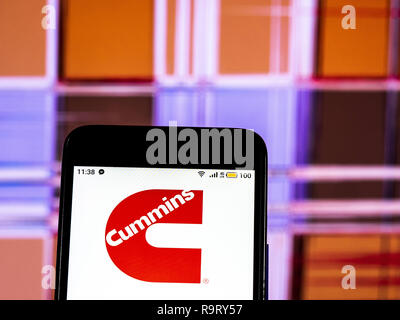 18 décembre 2018 - Kiev, Ukraine - logo de l'entreprise Cummins vu affichée sur un téléphone intelligent. (Crédit Image : © Igor Golovniov/SOPA des images à l'aide de Zuma sur le fil) Banque D'Images