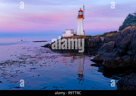 Sheringham Point Lighthouse, Shirley, l'île de Vancouver, Colombie-Britannique, Canada Banque D'Images