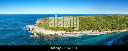 'Porte d'enfer" du point de vue des falaises, Guadeloupe, French West Indies Banque D'Images