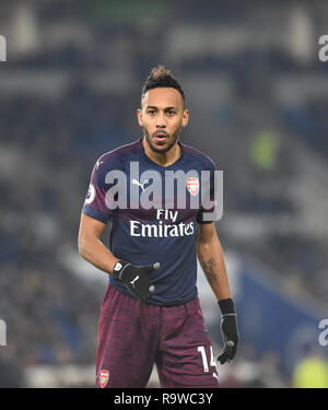 Pierre-Emerick Aubameyang d'Arsenal au cours de la Premier League match entre Brighton & Hove Albion et Arsenal à l'American Express Community Stadium. 26 décembre 2018 Editorial uniquement. Pas de merchandising. Pour des images de football Premier League FA et restrictions s'appliquent inc. aucun internet/mobile l'usage sans licence FAPL - pour plus de détails Football Dataco contact Banque D'Images