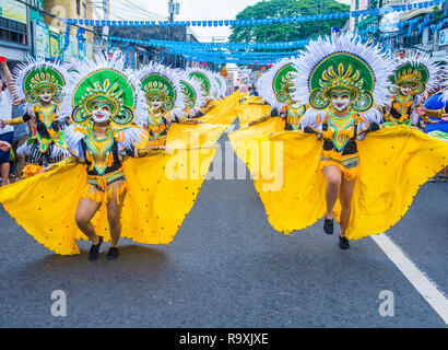 Participants au festival Masskara à Bacolod Philippines Banque D'Images