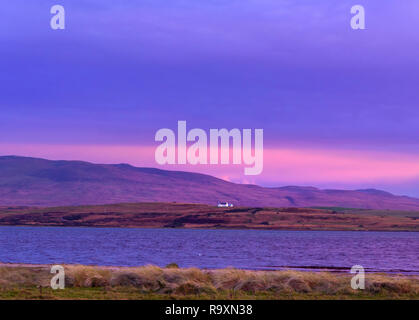 Coucher du soleil sur le Loch Indaal, près de Bridgend, Islay, Hébrides intérieures, ARGYLL & BUTE, Ecosse Banque D'Images