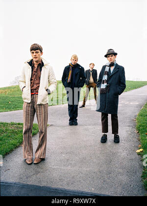 Franz Ferdinand, groupe de rock écossais, photographié à Primrose Hill, Londres, Angleterre, Royaume-Uni. Banque D'Images