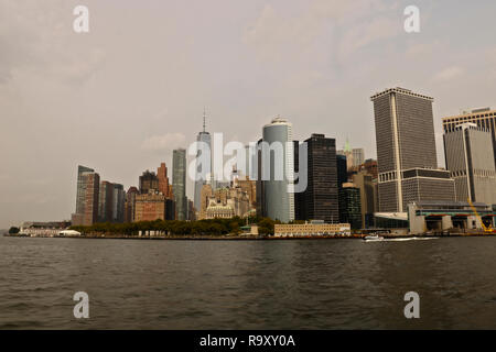 NEW YORK, USA - 31 août 2018 : New York City skyline avec vue sur le Quartier Financier de Manhattan Banque D'Images