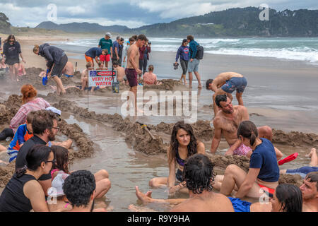 Plage de Hot Water, Waikato, péninsule de Coromandel, île du Nord, Nouvelle-Zélande Banque D'Images