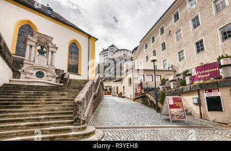 Passage conduisant à Festung Kufstein Fortress, à Kufstein, Tyrol, Autriche Banque D'Images