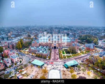 Rijksmuseum Amsterdam vol de drone le brouillard Banque D'Images