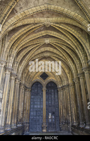 En dehors de la magnifique cathédrale de Lincoln Banque D'Images