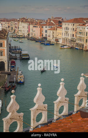 Vue depuis T Fondaco dei vie Tedaschi department store, Venise, Italie. Banque D'Images