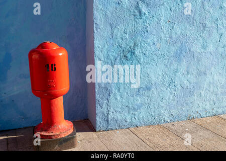 Poteau incendie, Burano, Venise, Italie. Banque D'Images