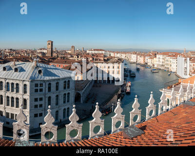 Vue depuis T Fondaco dei vie Tedaschi department store, Venise, Italie. Banque D'Images