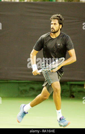 Pune, Inde. 29 décembre 2018. Saketh Myneni de l'Inde en action au premier tour de la qualification des célibataires compétition à Tata ouvrir le tournoi de tennis ATP de Maharashtra à Pune, en Inde. Credit : Karunesh Johri/Alamy Live News Banque D'Images