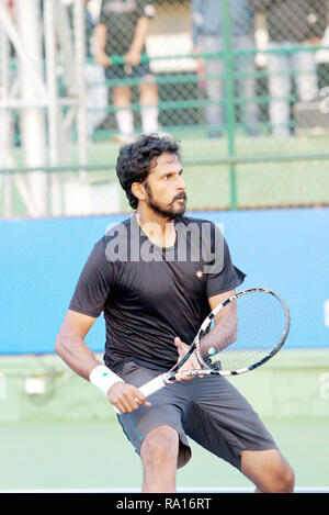 Pune, Inde. 29 décembre 2018. Saketh Myneni de l'Inde en action au premier tour de la qualification des célibataires compétition à Tata ouvrir le tournoi de tennis ATP de Maharashtra à Pune, en Inde. Credit : Karunesh Johri/Alamy Live News Banque D'Images