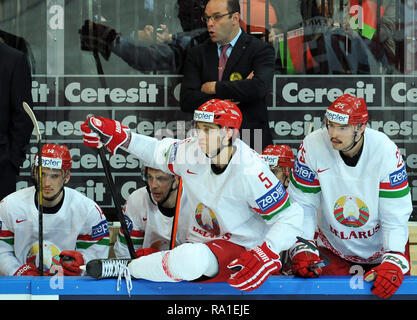 Prague, République tchèque. 14 mai, 2015. Der Eishockey-WM 2015, am 14 mai 2015, im Prag, République tchèque. Das Viertelfinale, Kanada gegen WeiÃŸrussland, 9:0. Team aus WeiÃŸrussland. *** *** Légende locale au cours de l'équipe de Biélorussie 2015 Championnat du monde de hockey 2009 quart finale entre le Canada contre le Bélarus à l'O2 Arena de Prague, République tchèque, le 14 mai 2015. Credit : Slavek Ruta/ZUMA/Alamy Fil Live News Banque D'Images