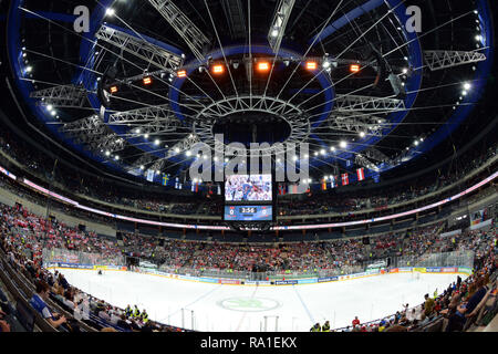 Prague, République tchèque. Le 11 mai, 2015. Der Eishockey-WM 2015, am 11 mai 2015, im Prag, République tchèque. Gegen Deutschland Österreich, 2:3. *** *** Local Caption O2 Arena en 2015 Championnat du monde de hockey 2009 match entre l'Allemagne contre l'Autriche à l'O2 Arena de Prague, République tchèque, le 11 mai 2015. Credit : Slavek Ruta/ZUMA/Alamy Fil Live News Banque D'Images