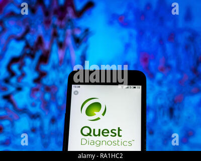 Kiev, Ukraine. Dec 29, 2018. Logo de la société Quest Diagnostics vu affichée sur un téléphone intelligent. Crédit : Igor Golovniov SOPA/Images/ZUMA/Alamy Fil Live News Banque D'Images