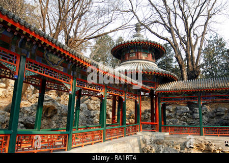 Jardin de la vertu et de l'humanité. Il de Yuan. Summer palace, Beijing, République populaire de Chine. Banque D'Images