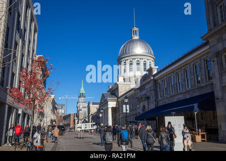 Montréal, Canada - le 4 novembre 2018 : Marche Bonsecours à Montréal, Québec, Canada, au cours d'un après-midi ensoleillé. Marché Bonsecours est l'une des principales att Banque D'Images