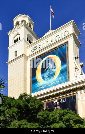 Un gros plan de la tour la publicité de renom pour montrer le Circque du Soleil au Bellagio Hotel and Casino sur le Strip de Las Vegas à Las Vegas, N Banque D'Images