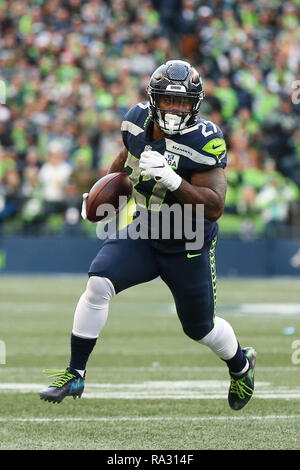 Seattle, WA, USA. Dec 30, 2018. Seattle Seahawks tournant retour Mike Davis (27) exécute la balle lors d'un match entre l'Arizona Cardinals et les Seattle Seahawks au champ CenturyLink à Seattle, WA. Les Seahawks défait les cardinaux 27-24. Sean Brown/CSM/Alamy Live News Banque D'Images