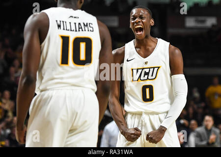 Richmond, Virginia, USA. Dec 30, 2018. DE'RIANTE JENKINS (0) célèbre au cours de la partie tenue à EJ WADE Arena à Richmond, en Virginie. Credit : Amy Sanderson/ZUMA/Alamy Fil Live News Banque D'Images