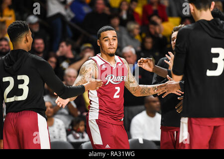 Richmond, Virginia, USA. Dec 30, 2018. La JORDANIE ALLEN (2) est présenté à la foule avant le match qui s'est tenue à EJ WADE Arena à Richmond, en Virginie. Credit : Amy Sanderson/ZUMA/Alamy Fil Live News Banque D'Images