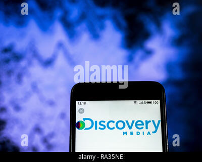 30 décembre 2018 - Kiev, Ukraine - Découverte logo Media vu affichée sur un téléphone intelligent. (Crédit Image : © Igor Golovniov/SOPA des images à l'aide de Zuma sur le fil) Banque D'Images