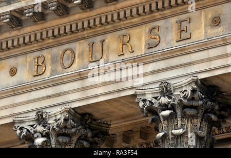 La Bourse, les détails sur la façade du Palais Brongniart, Place de la Bourse, Paris, France Banque D'Images