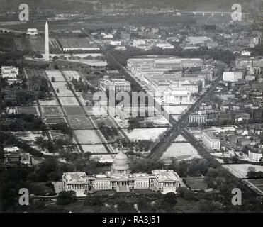Photographie de Vue aérienne de la capitale américaine et le Triangle fédéral le 15 juin 1938 Banque D'Images