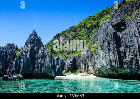 L'autre avec les calcaires, Bacuit archipelago, El Nido, Palawan, Philippines Banque D'Images